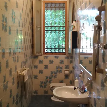 Liberty Modena Apartman *